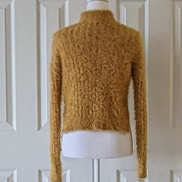 CANDIE'S Women's Fuzzy Cropped Long Sleeve Sweater  Size XS  Gold  NWOT - Picture 2 of 5